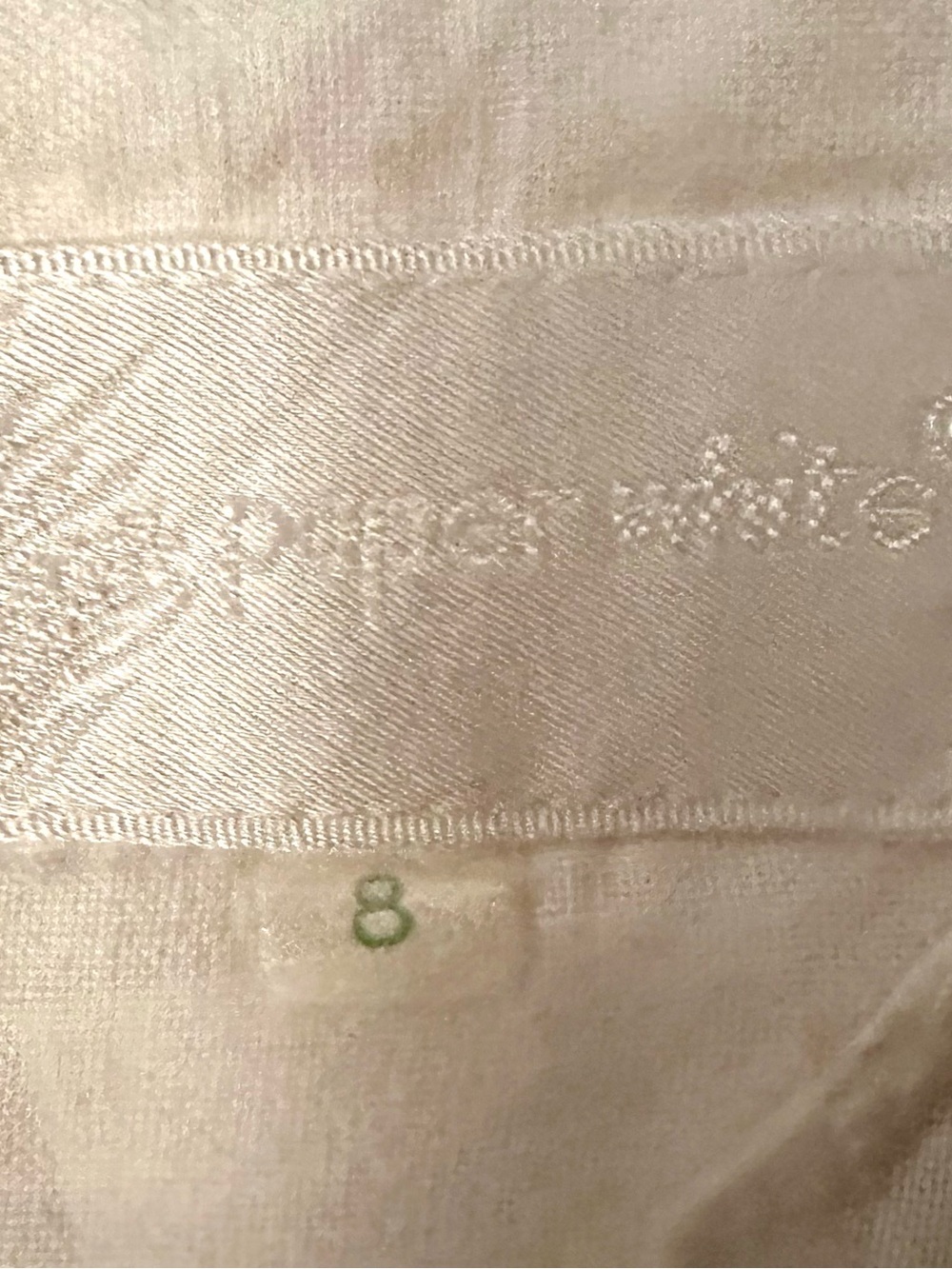 listing:

Part of vintage Paper White dresses from the same family. - Picture 5 of 5